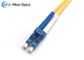 O remendo Singlemode da fibra ótica de LSZH cabografa LC/UPC ao amarelo de LC/UPC 3 medidores